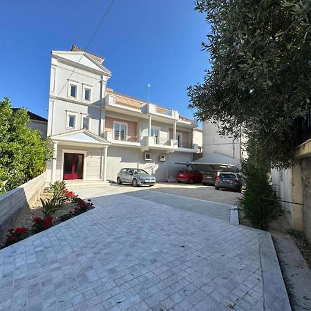 Vk Luxury Suites - Private Parking - Adults Only Nydri  Exterior foto