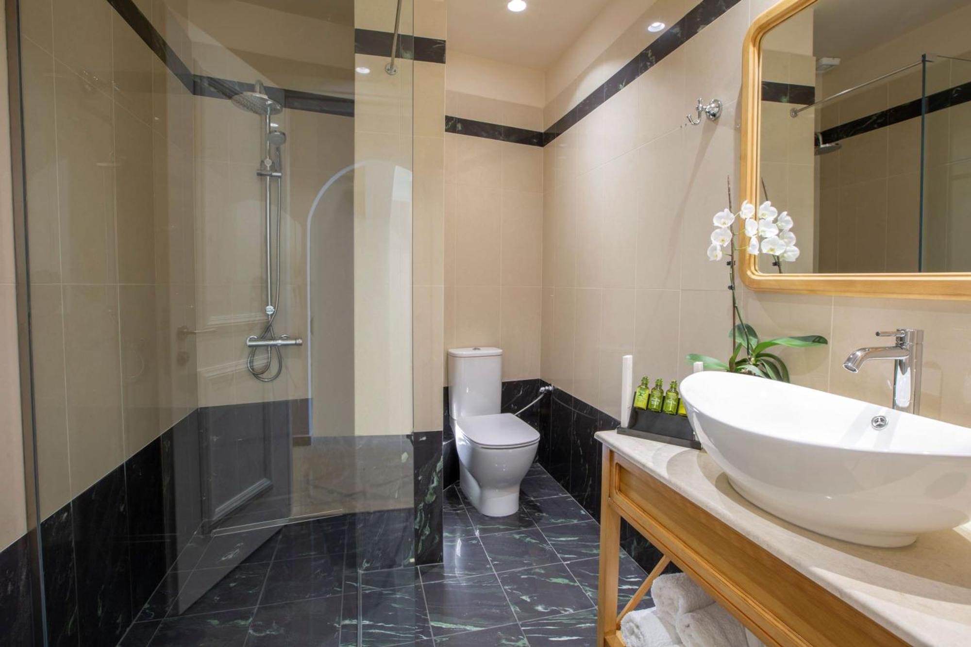 Vk Luxury Suites - Private Parking - Adults Only Nydri  Exterior foto